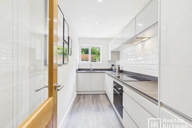 24, Belgrave Road, Billericay photo 4