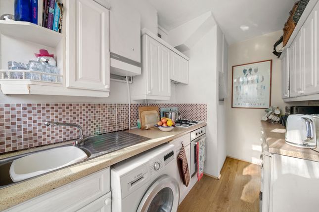 Gainsboro Gardens, Greenford photo 2