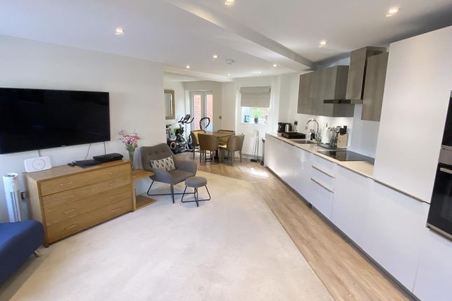 3, Station Road, Marlow photo 3