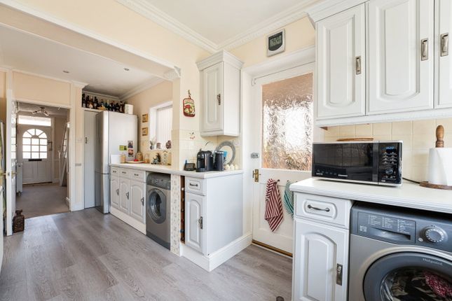23, Bouverie Avenue, Salisbury photo 4