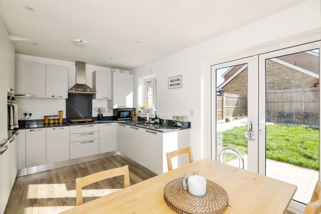 24, Brockman Road, Maidstone photo 3