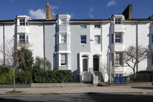Thumbnail Terraced house for sale in Lyndhurst Way, Peckham
