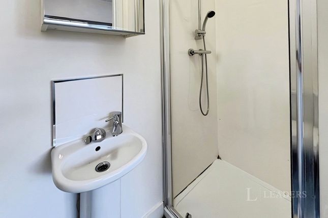Room 1, 71, Queen Street, Normanton photo 3