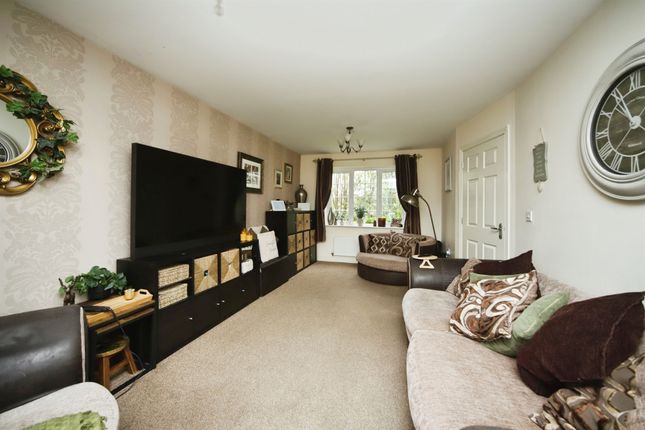 79, Kingswood Road, Crewkerne photo 2
