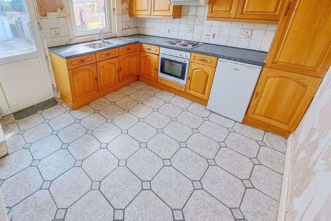 142, Station Road, Barnsley photo 2