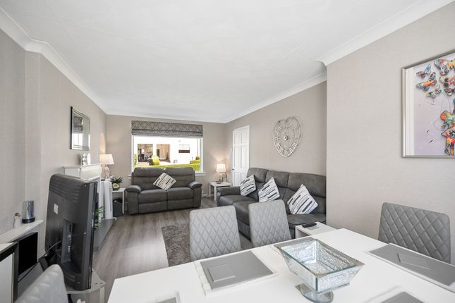 154 Elmore Avenue, Glasgow photo 4