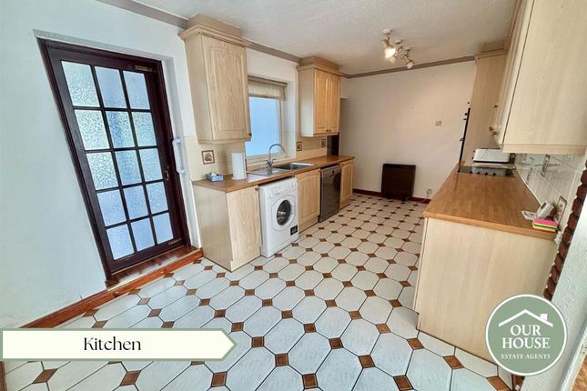 2, Ash Grove, Hull photo 4