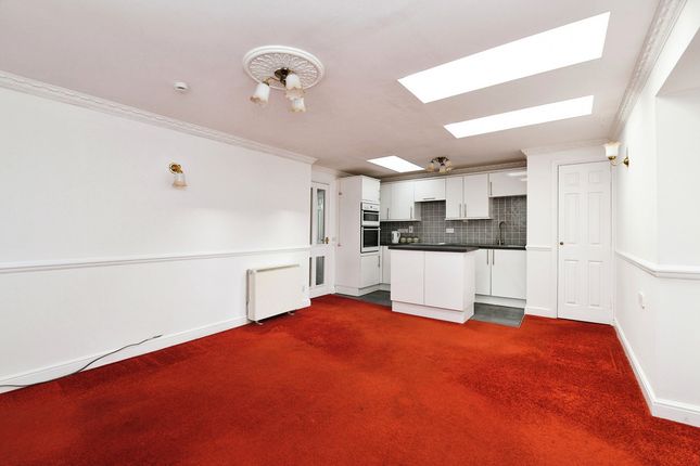 Bungalow for sale in Cambridge Road, Southend-On-Sea