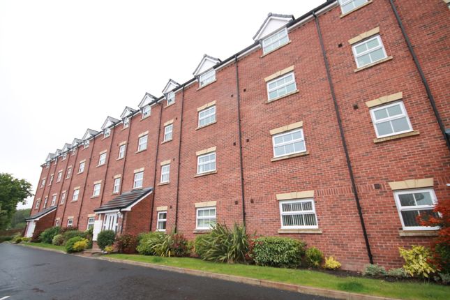 Flat to rent in Quins Croft, Leyland
