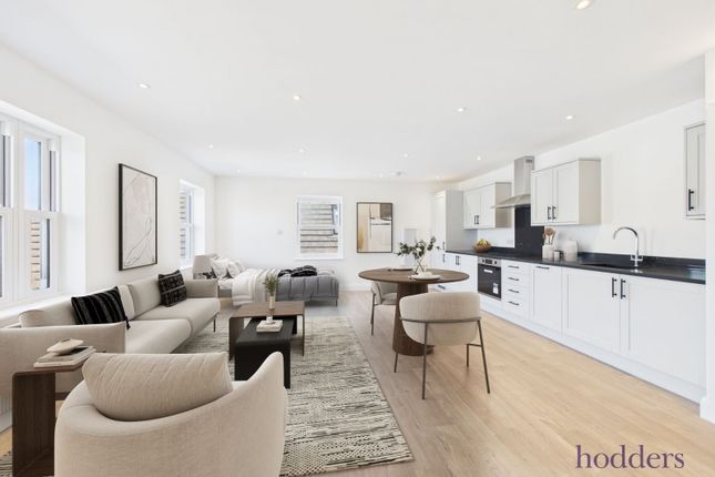 Flat 1 Lantern House,, Gogmore Lane, Chertsey photo 3