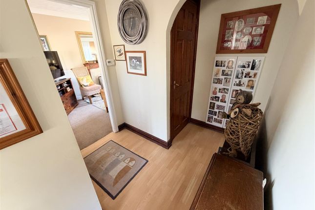 5, Moorbrooke, Hartshill photo 2
