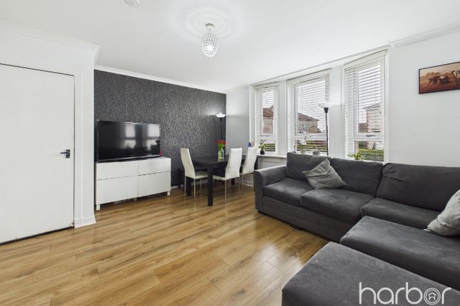 27 Pilrig Street, Carntyne, Glasgow photo 3
