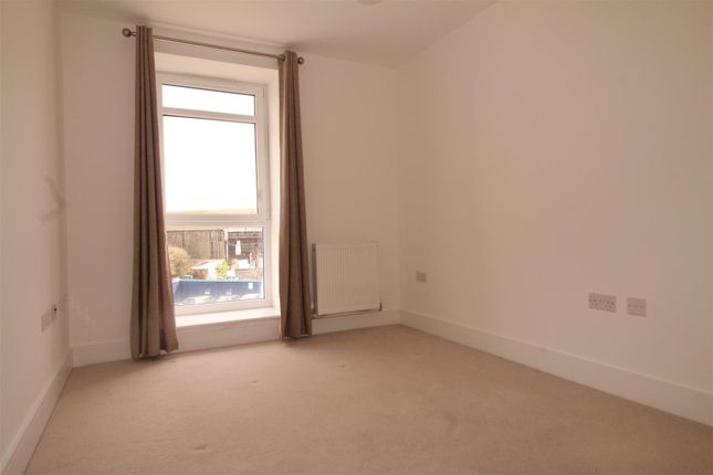 Flat to rent in Stabler Way, Poole