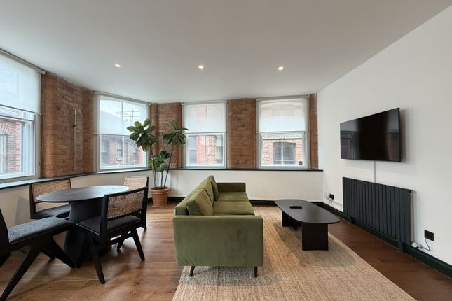 210, All Six House, Manchester photo 5