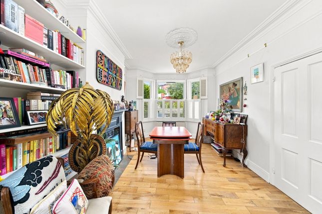 81, Churchill Road, London photo 3