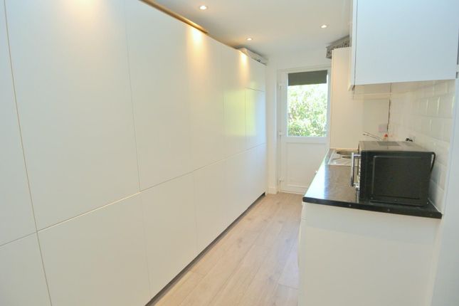 71a, Fordbridge Road, Ashford photo 4