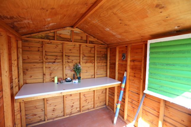Beach hut 259, Brackenbury Fort, Felixstowe photo 3