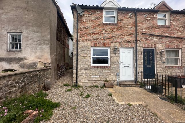 2-bed house on 1, St. Margarets Court, Kirkgate, North Yorkshire, £90,000