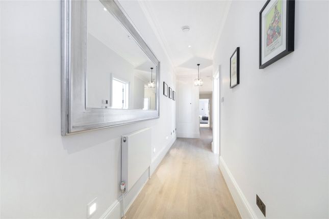 Flat for sale in Guilford Street, Bloomsbury, London