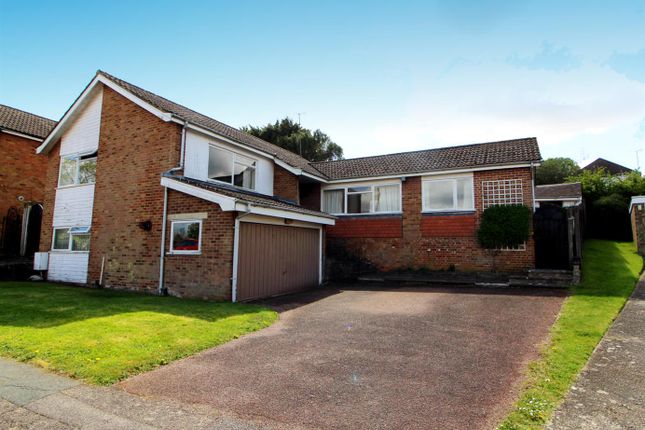 4-bed house on 3, Martins Mount, Barnet, £749,995