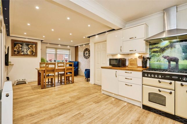 23, School Lane, Newport photo 4