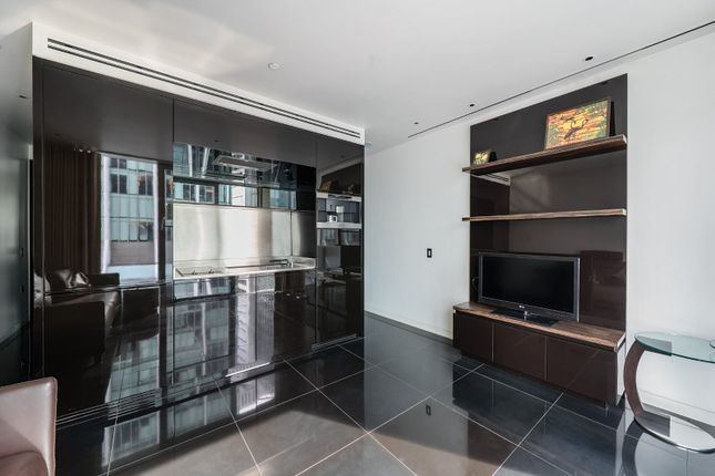 Flat 1403, 5, Moor Lane, London photo 3