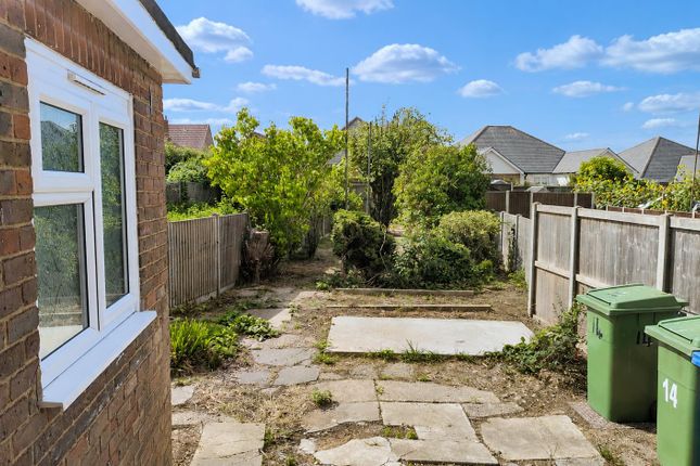 14, The Crescent, Barrow Green, Teynham photo 2