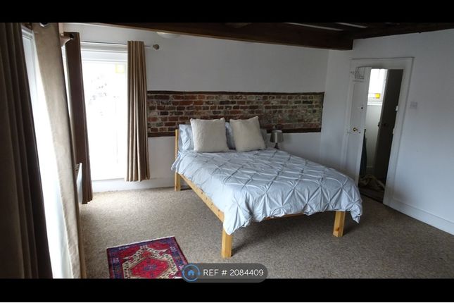 Maisonette to rent in Northgate, Canterbury