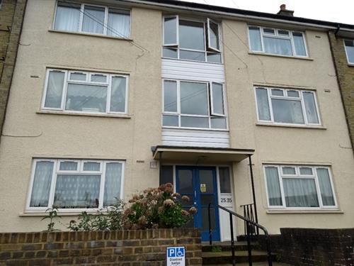 Thumbnail Flat to rent in Shooters Hill, Dover