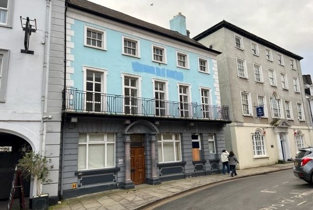 Thumbnail Commercial property for sale in The Bulwark, Brecon