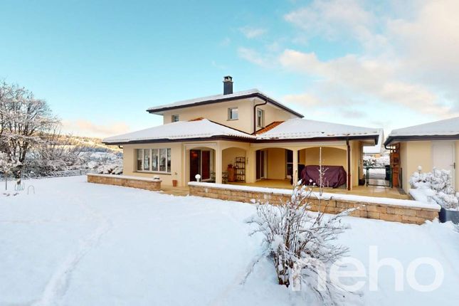 Villa for sale in Vuadens, Canton De Fribourg, Switzerland