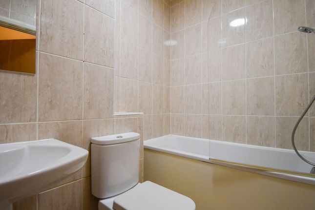 Flat for sale in Bowling Green Street, Leicester