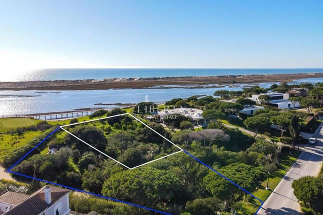 Thumbnail Land for sale in Quinta Do Lago, Almancil, Algarve