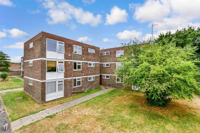 4, Juniper Square, Havant photo 2