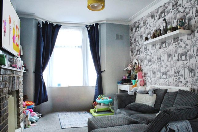 35, Wellesley Road, Kent photo 2