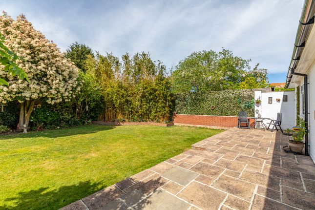 Cedar Lodge, 18a, Church Road, Byfleet photo 4