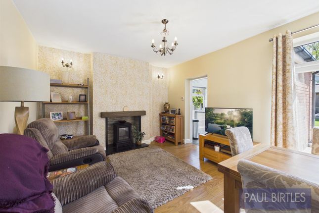 46, Conway Road, Trafford photo 3