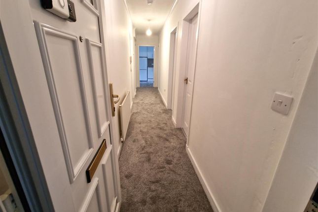 Flat to rent in Cairnhill Circus, Crookston, Glasgow