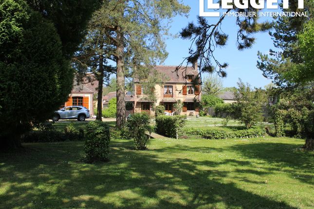 Villa for sale in Breux-Sur-Avre, Eure, Normandie