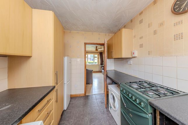 36 Jesmond Grove, Stoke-On-Trent photo 4