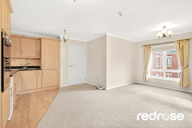 28, The Court, Buckshaw Village, Chorley photo 4