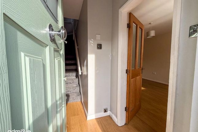 10 Lee Avenue, Altrincham photo 2