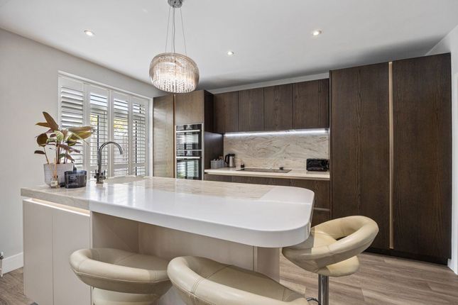 Marche House, Woodland Drive, Hove photo 2