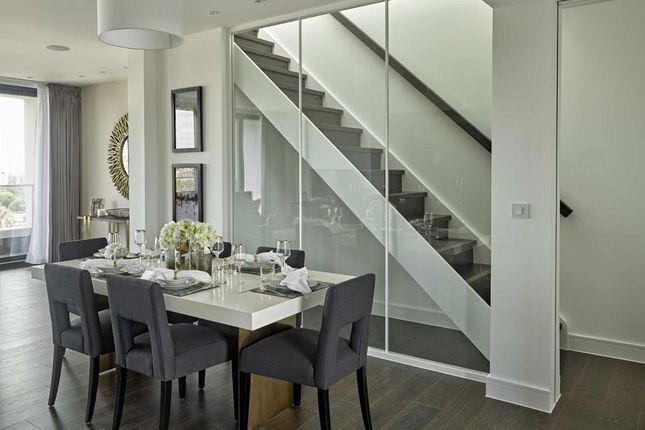 Penthouse 3, Centre Heights, 137, Finchley Road, London photo 3