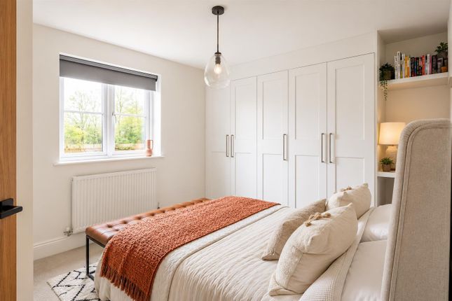 8, Upton Drive, Haywards Heath photo 4