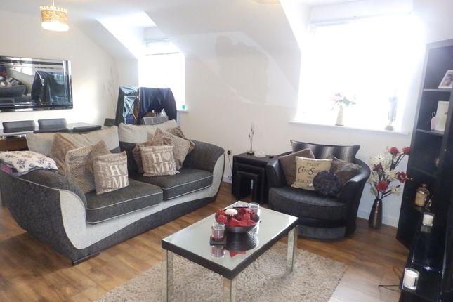 180, Waggon Road, West Yorkshire photo 3