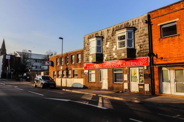 Thumbnail Flat to rent in Chapel Road, Southampton