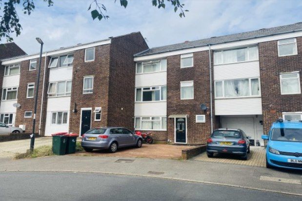 Thumbnail Room to rent in 39 Caburn Heights, Crawley
