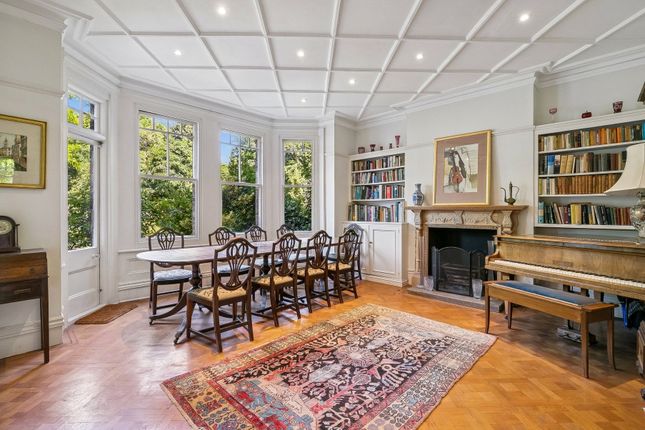 33, Platts Lane, London photo 4