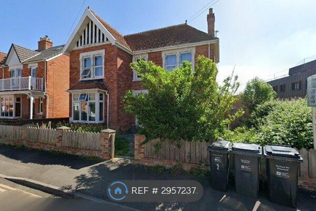 Kingsway Road, Burnam-On-Sea photo 2